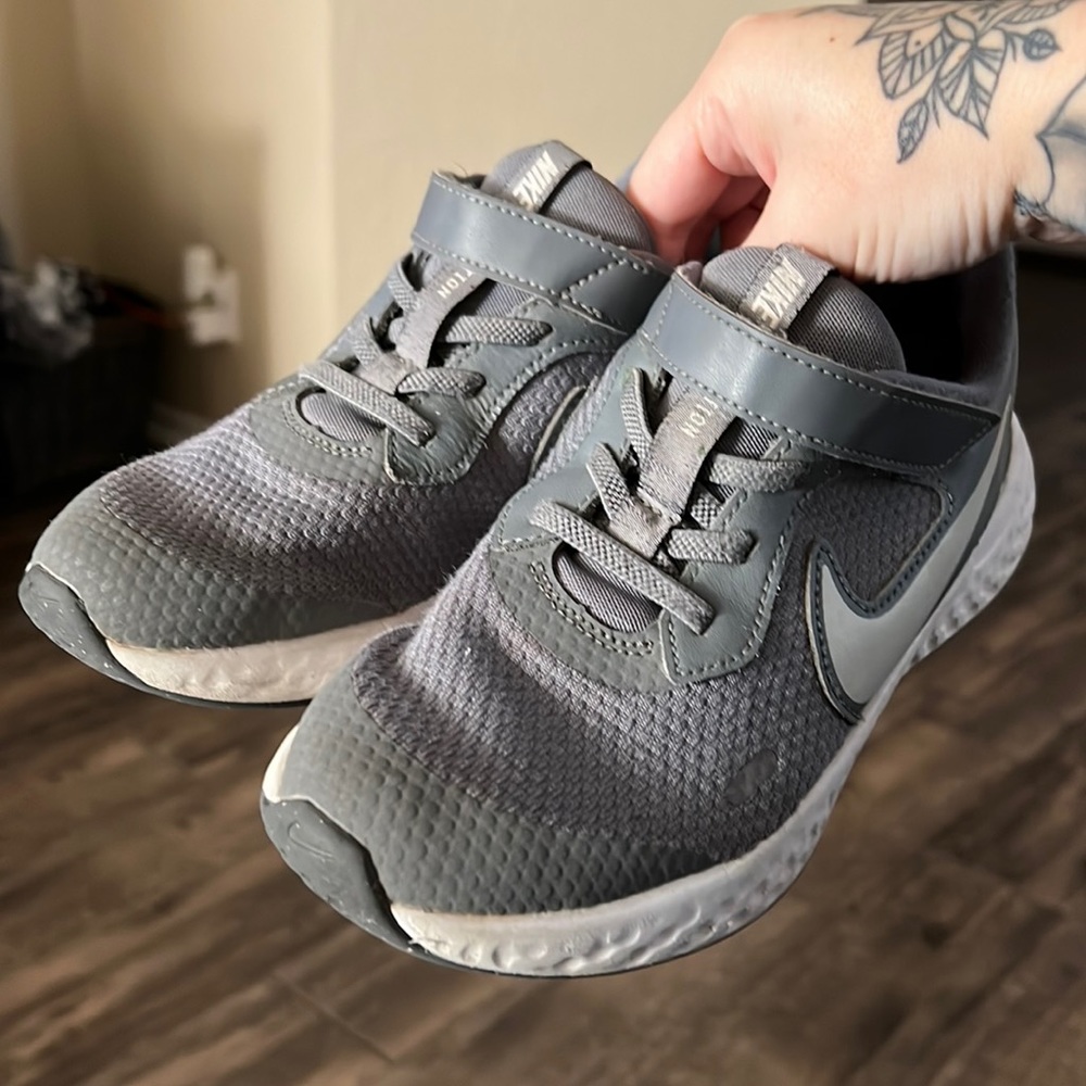 Boys Nikes